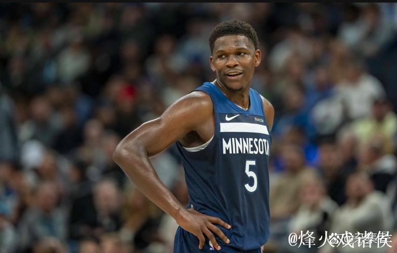 爱德华兹26+5鲍威尔21分 森林狼扑灭热火迎三连胜